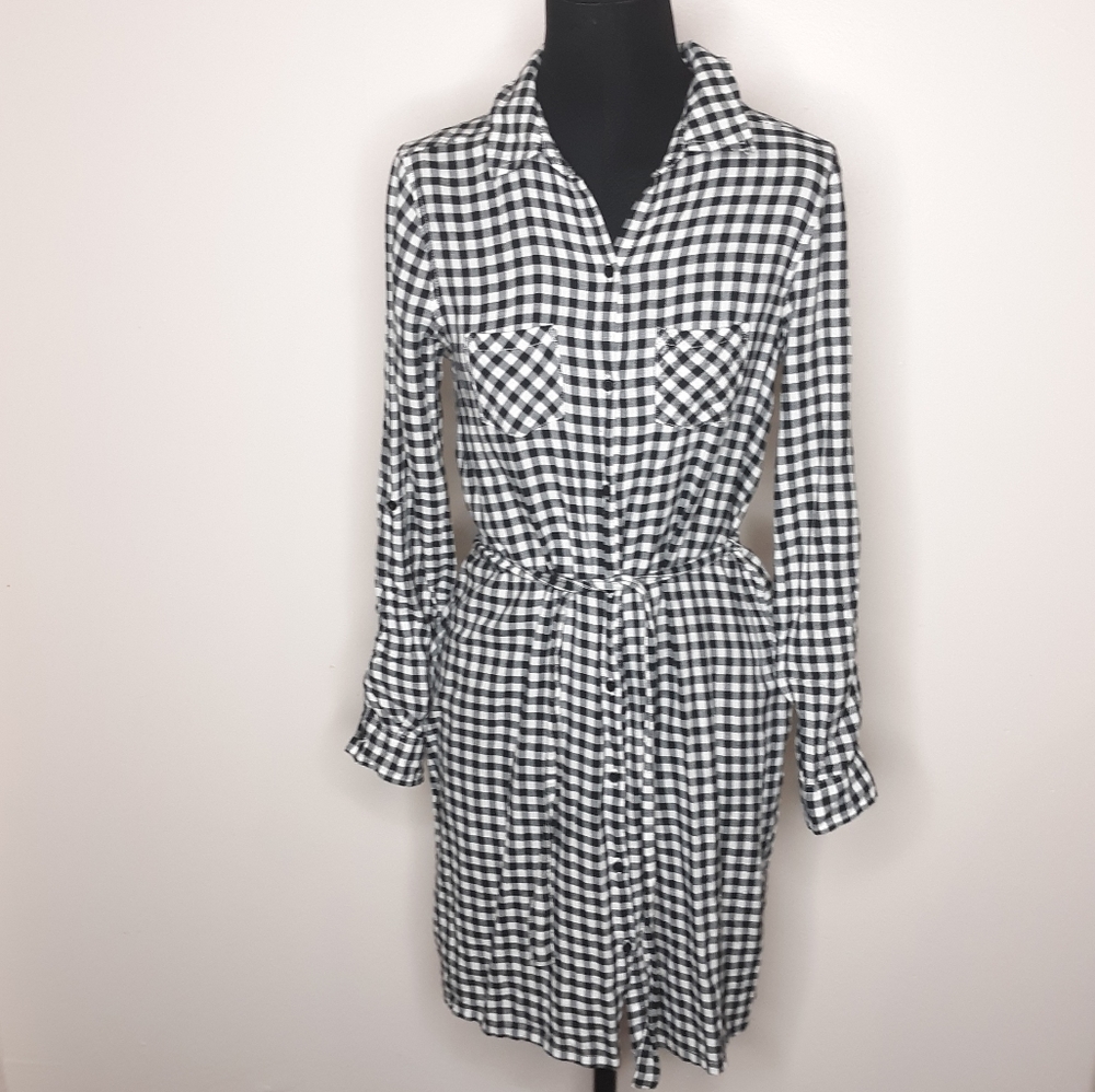 Old Navy Checkered Plaid Button Front Shir…
